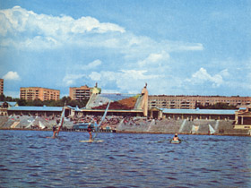 Водный стадион «Динамо» во время
Московской Олимпиады 1980 года. Вид
со стороны Химкинского водохранилища.